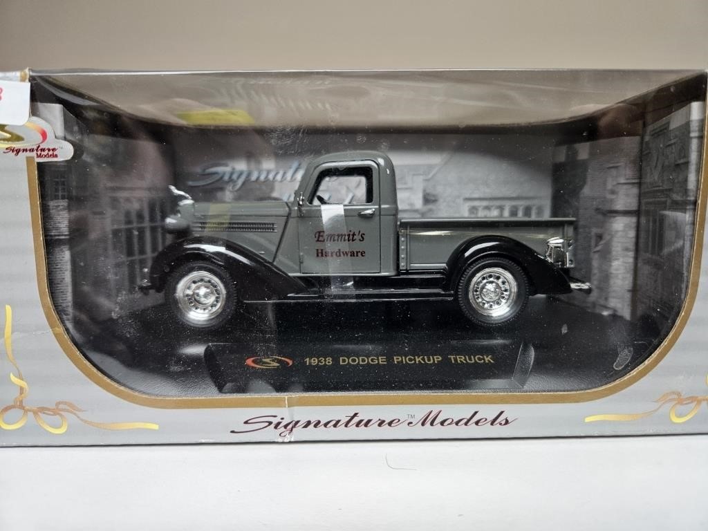 1938 DODGE PICKUP TRUCK SIGNATURE MODELS 1:32