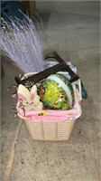 Easter decorations and baskets