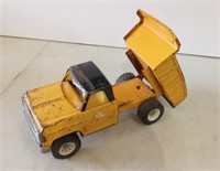 Vintage Tonka Toy Dump Truck