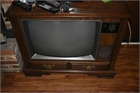 RCA floor cabinet tube TV; as is