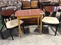 MID CENTURY STYLE DINING TABLE & 2 CHAIRS