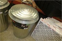 Metal Trash can, Behrens