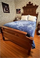 19thC Antique Victorian Burl Walnut Full size Bed