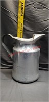 Walkerware aluminum 2.5 qt pitcher.