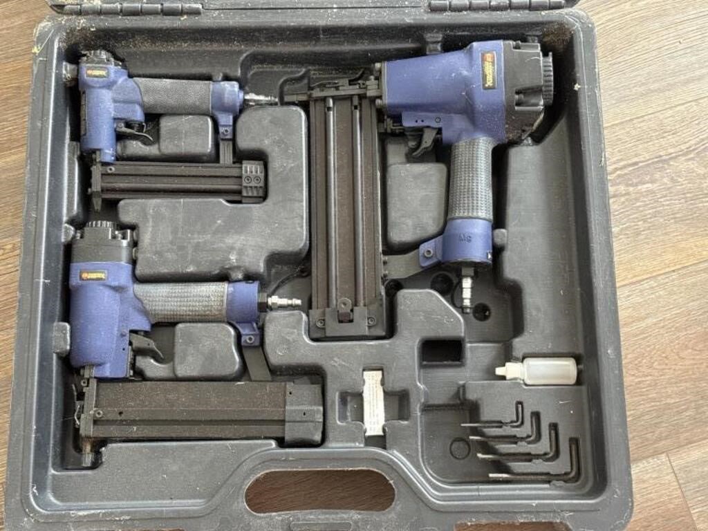 Campbell Hausfeld air nailer kit