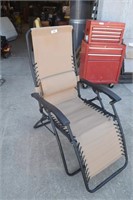 Reclining Folding Lounge Chair