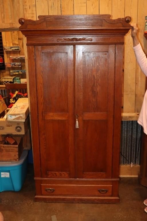 Antique oak wardrobe