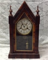 Vintage New Haven mantle clock
