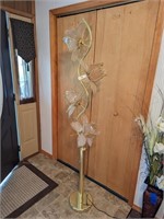 Brass Like Lamp w/ Glass Shaped Flowers