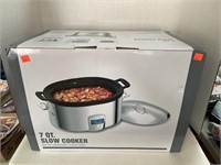 7-Qt Slow Cooker with Ceramic Coating