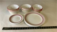 Corelle bowl and plate set