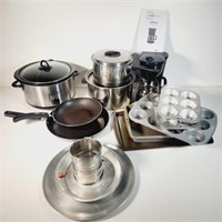 Croc Pot, Coffee Maker, Pan Set