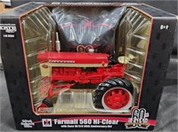 IH 560 Hi-Clear Tractor w/Hat