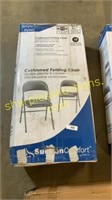 Cushioned folding chairs