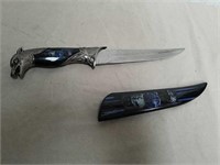 New wolf handled knife with matching sheath has 8