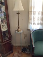 32" TABLE LAMP, METAL STAND AND 2 CAT STATUES