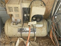 2 H.P. AIR COMPRESSOR, 220,  RUNS W / HOSE