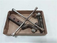 assortment of pins, hitches, speed wrench