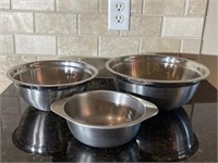 3 Mixing Bowls