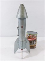 Fusée jouet vintage Astro MFG en métal