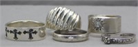 (5) ASSORTED STERLING SILVER RINGS. SIZE 7-9.