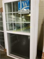 Lot of 6 single hung windows