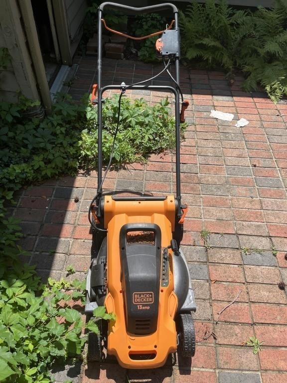 Black + Decker 13amp Push Mower