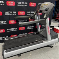 RRP$11K Life Fitness Integrity Series Treadmill