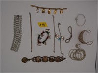 41K: (19) Pcs vintage costume jewelry