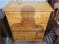 Cedar Wood 4 Drawer Dresser Chest
