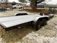 Tandem axle flatbed trailer, 6' 6" x 20'