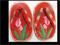 CHILD'S JAPANESE SHOES