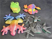 2 Souvenir Frog Sand Bags & 2 Frog Keychains