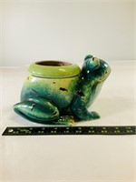 Ceramic frog planter
