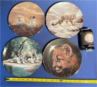 4-Big Cat themed collector plates