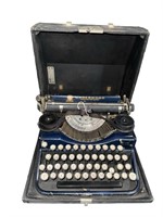 Vintage Underwood Portable Typewriter