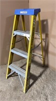 4 Foot Metal Folding Ladder
