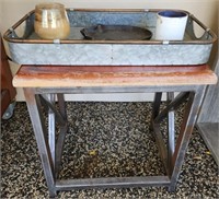 L - SIDE TABLE, TRAY, CANDLE HOLDERS (Y5)
