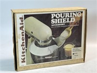 Pouring shield accessory kitchenaid