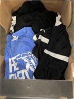 SMALL BOX LOT OF CLOTHES VARIETY OF SIZES