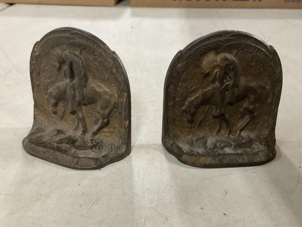 Cast Iron Trail of Tears Bookends