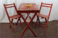 Moulin Rouge Distressed Wood Cafe Table & Chairs