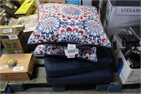 2-2pc patio cushions