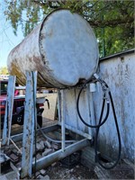 Fuel Tank on Stand w/ Hand Pump