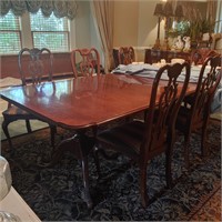 VERY NICE DINING TABLE & CHAIRS