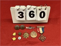 US Military Buttons & Pins