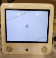 eMac A1002 Vintage Apple Computer