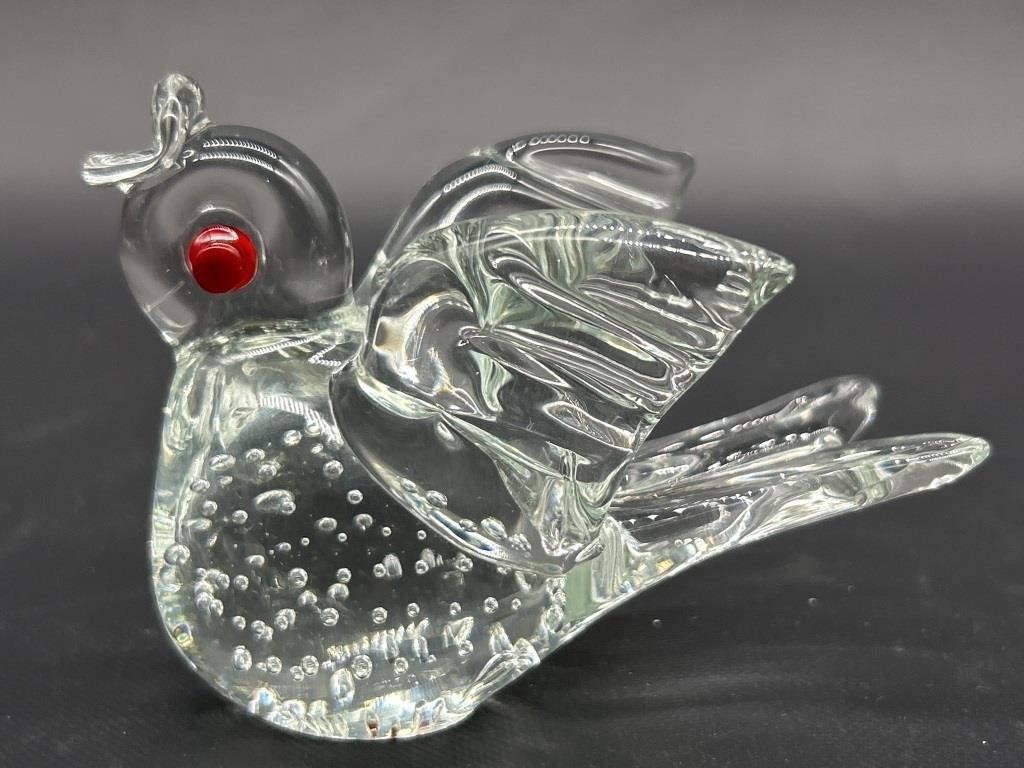 Bullicante Art Glass Bird w/ Red Eye