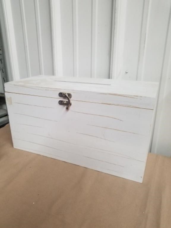Cute little wooden box hinged lid 8.5 x 16 x 7 in
