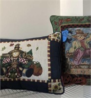 set of 2 pillows
